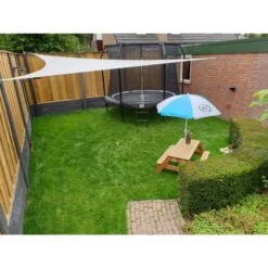 Shadow Comfort Driehoek 4x4,5x5m Sahara Sand -Tuin & Buiten 1000013748 0111